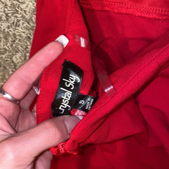 Small red romper - Picture 4 of 4